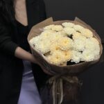 Букет из кустовых хризантем в пастельных тонах # 81