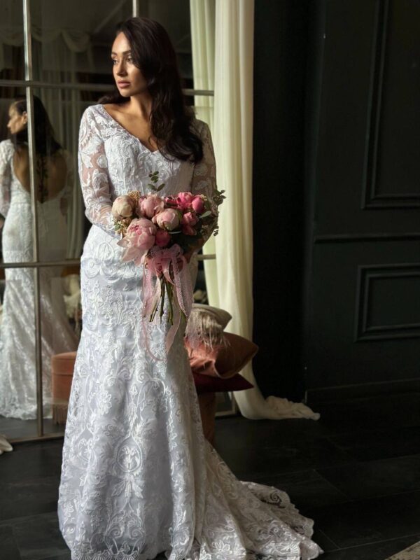 Свадебный букет из пионов и астильбы # 7