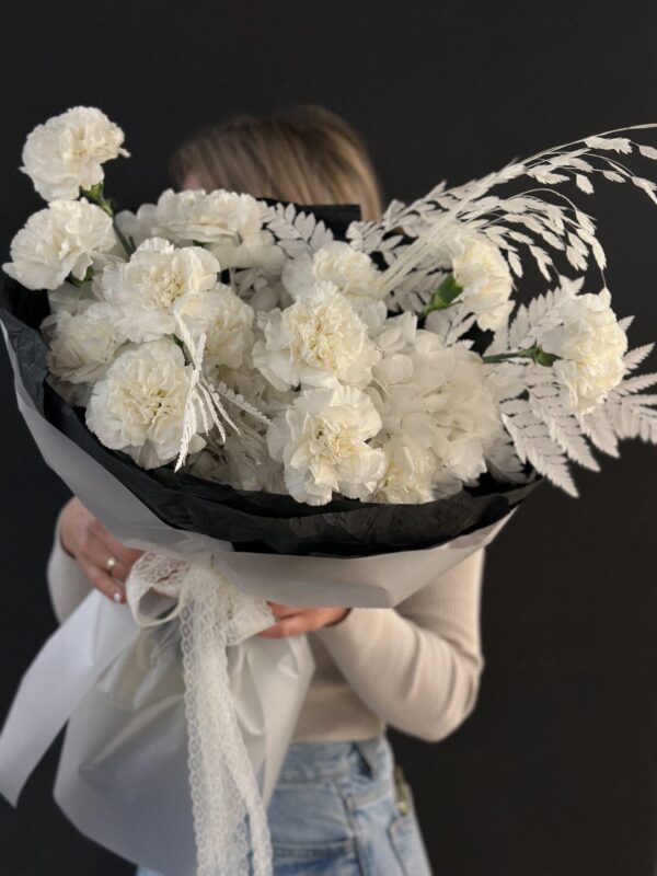 Букет снежный из белых диантусов # 9