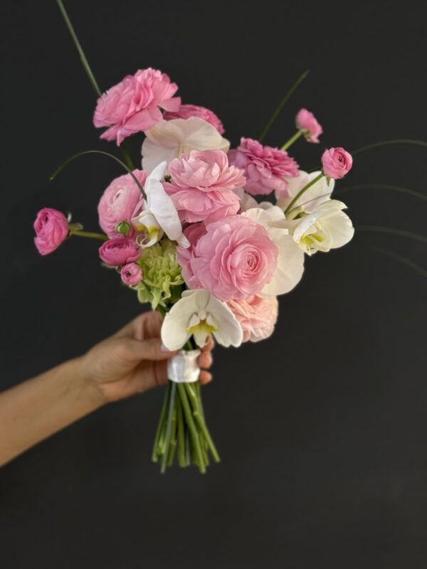 Свадебный букет из ранункулюсов # 27